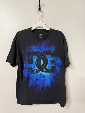 DC Shoes Black Tee with Blue Graphic Logo 2001